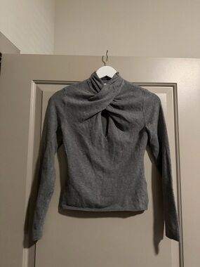 Abercrombie & Fitch Grey Cross-Neck Knit Top